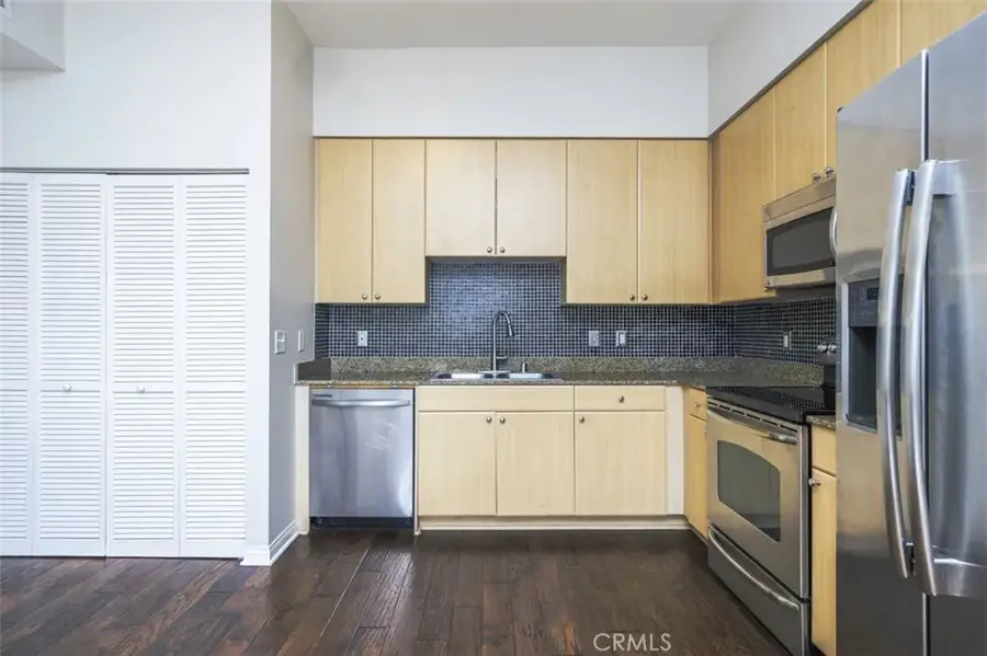 388 E Ocean Boulevard #1415, Long Beach, CA 90802 - #3