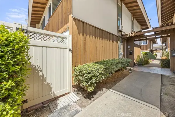 15500 Tustin Village #25, Tustin, CA 92780