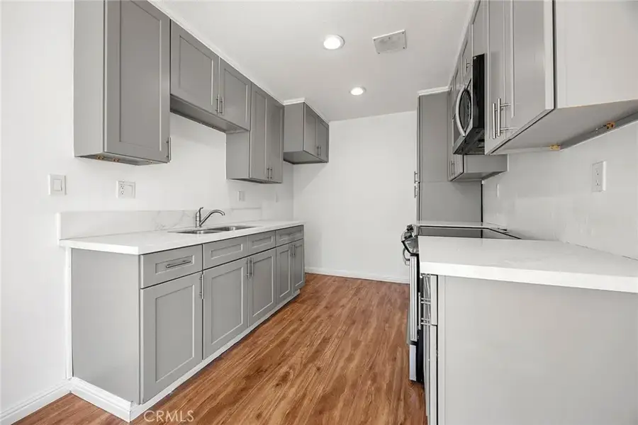 15500 Tustin Village #25, Tustin, CA 92780 - #3