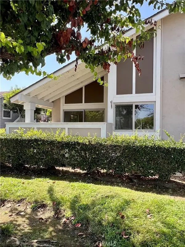 6712 Sun Drive #A, Huntington Beach, CA 92647