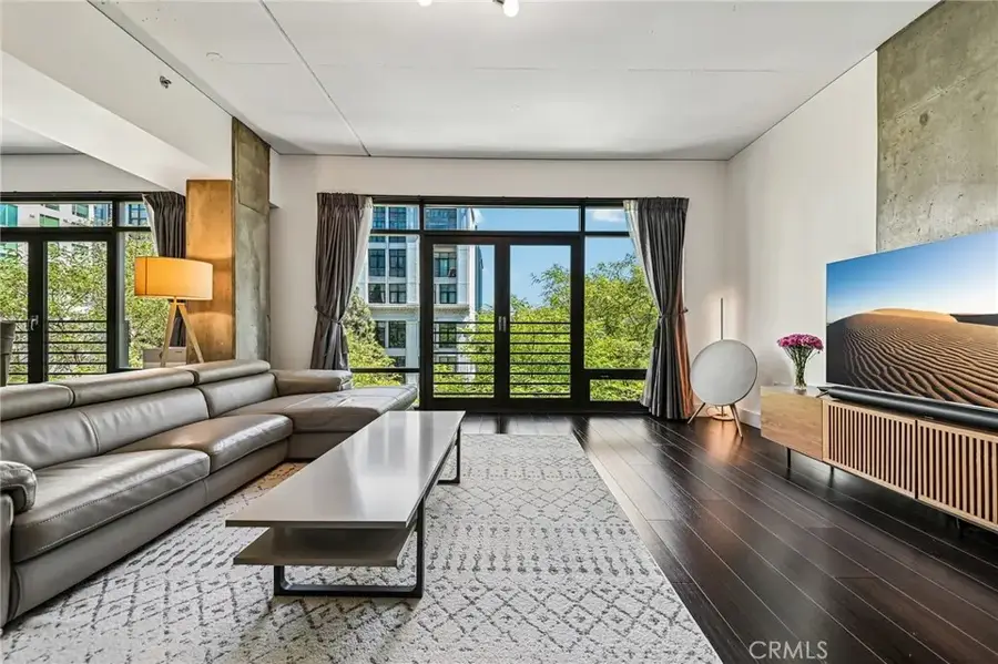 1111 S Grand Avenue #515, Los Angeles, CA 90015 - #3