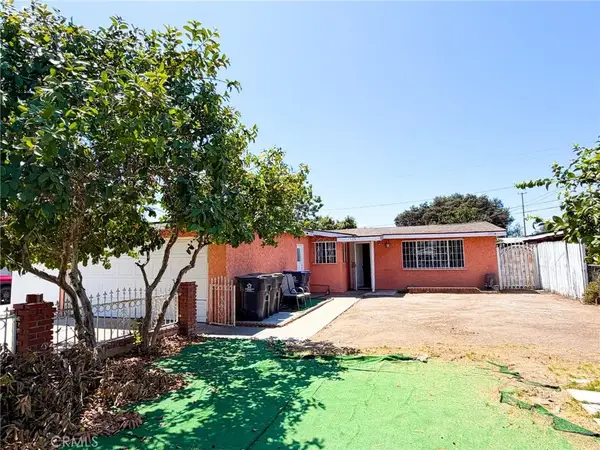 526 Nottingham, Santa Ana, CA 92703