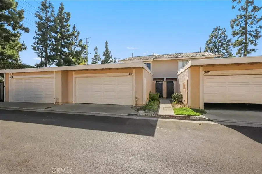313 S Belmont Lane, Placentia, CA 92870 - #3