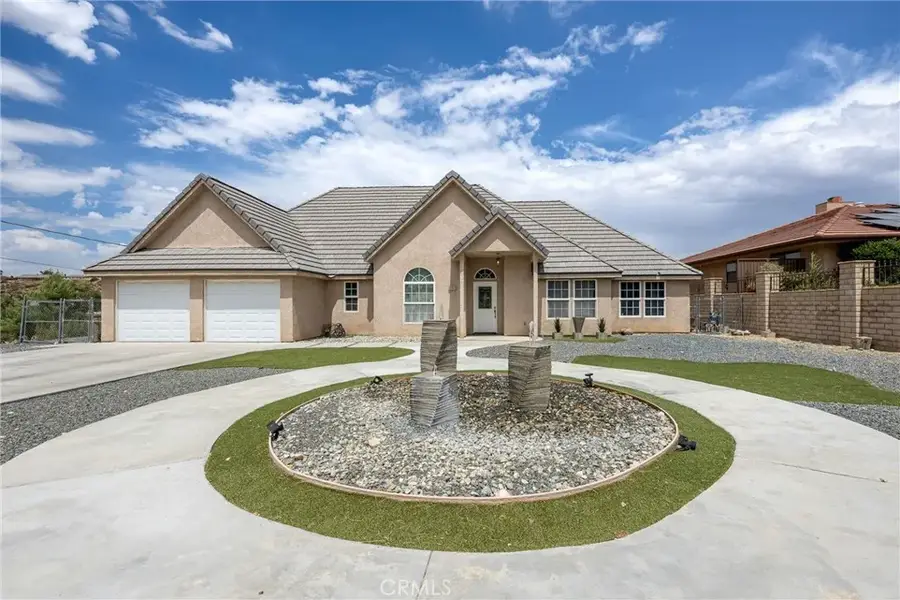 18166 Bangor, Hesperia, CA 92345 - #2