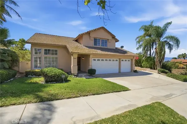 2482 Steven Drive, Corona, CA 92879
