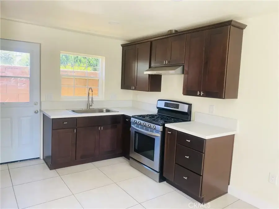 2558 W Lullaby Lane #STUDIO, Anaheim, CA 92804 - #3