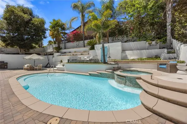 24271 La Pala, Mission Viejo, CA 92691