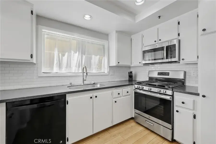 17702 Sergio Circle #102, Huntington Beach, CA 92647 - #3