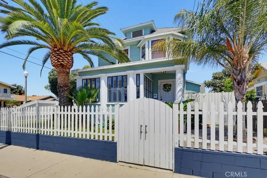 551 W 8th Street, Long Beach, CA 90813 - #2