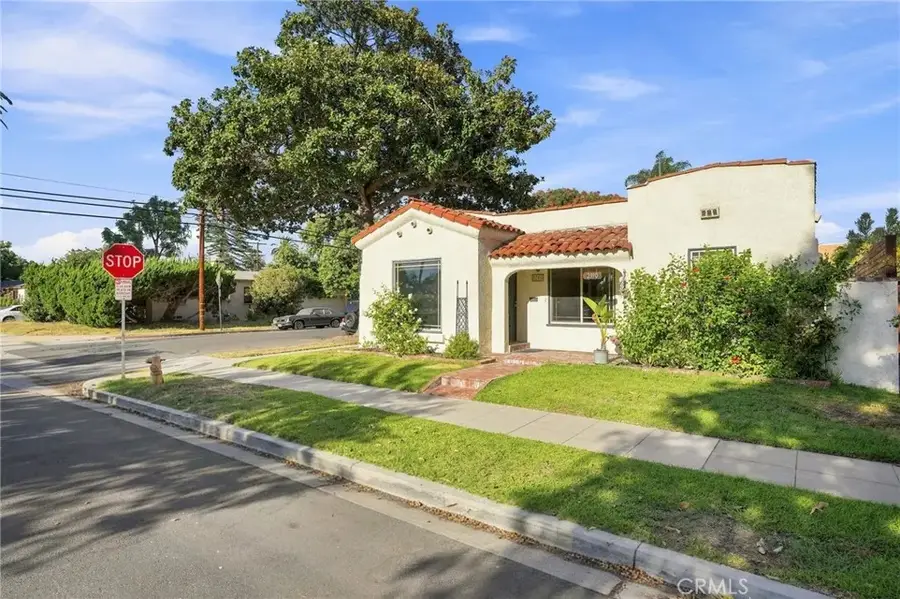 2390 Oregon, Long Beach, CA 90806 - #2