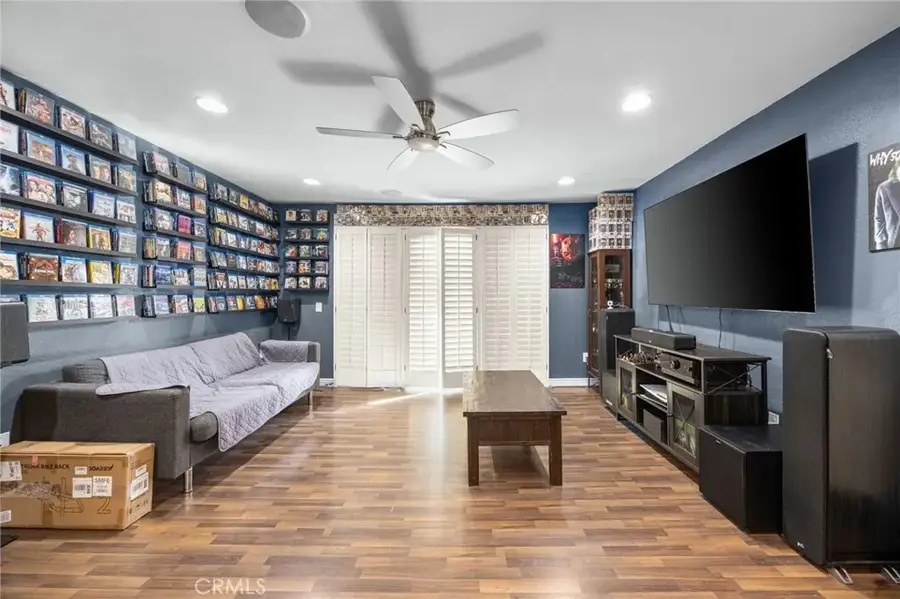 1082 Cabrillo Park #D, Santa Ana, CA 92701 - #3