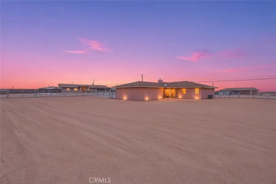 18435 Hinton, Hesperia, CA 92345 - #2