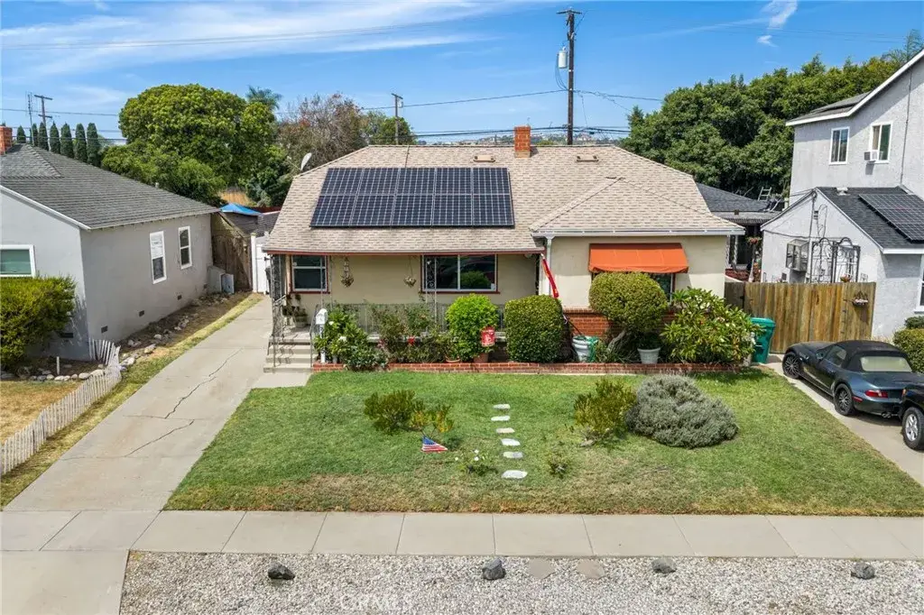 2255 Pepperwood Avenue, Long Beach, CA 90815 - #1