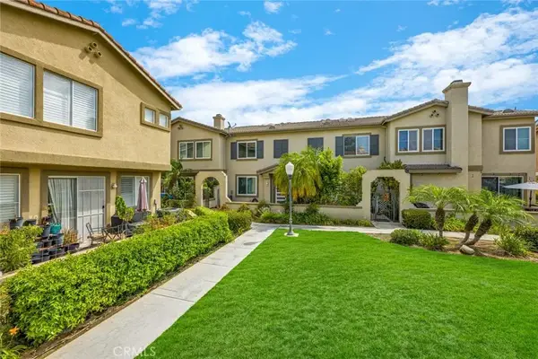 470 N Londonderry Lane #B, Orange, CA 92869