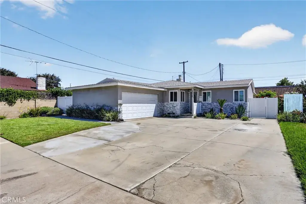 2028 W Midwood, Anaheim, CA 92804 - #1