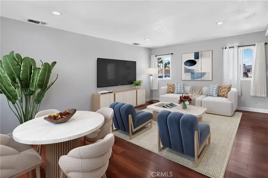2028 W Midwood, Anaheim, CA 92804 - #3
