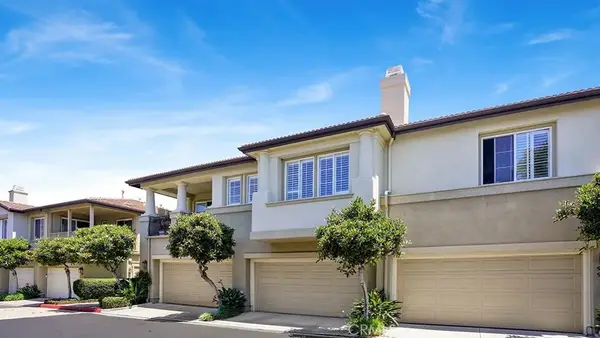 933 Somerville, Irvine, CA 92620
