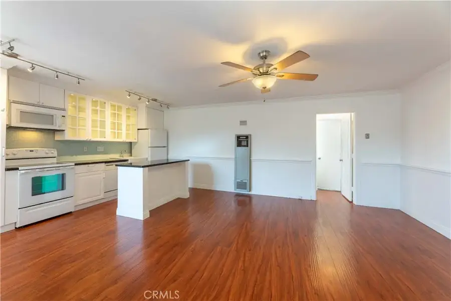 1329 E 1st #40, Long Beach, CA 90802 - #2