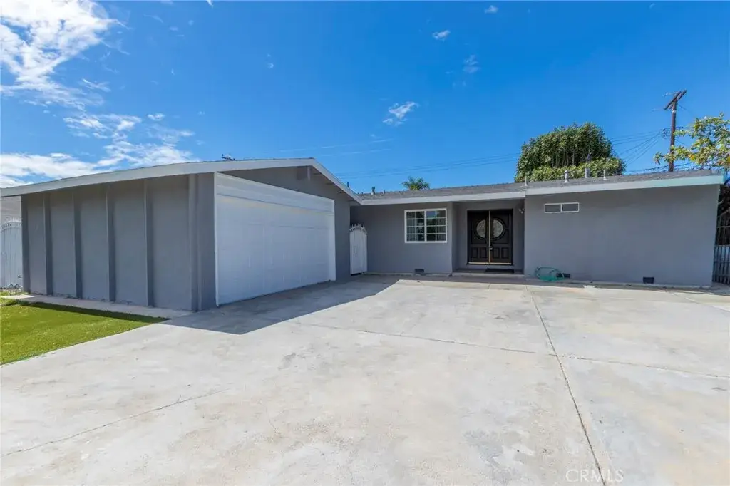922 Toddy Street, Santa Ana, CA 92703 - #1