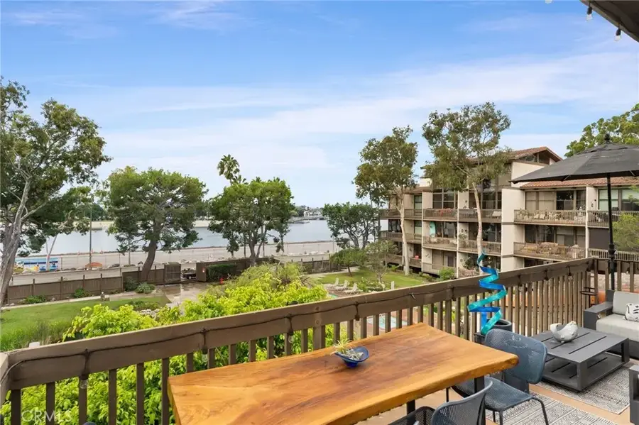 6326 Marina Pacifica Dr S, Long Beach, CA 90803 - #2