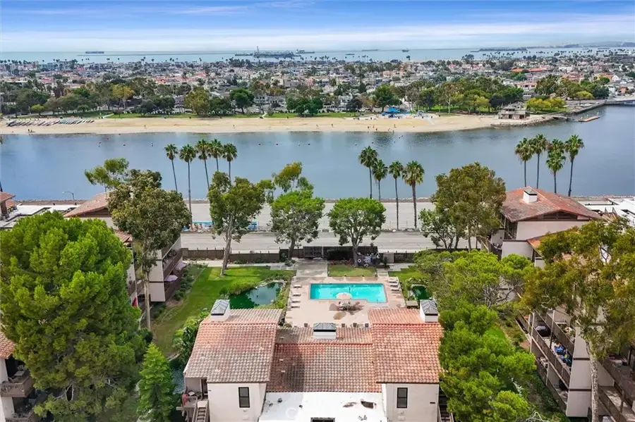6326 Marina Pacifica Dr S, Long Beach, CA 90803 - #3