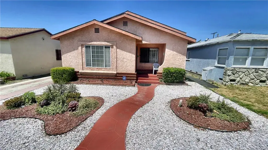 2453 Easy, Long Beach, CA 90810 - #1