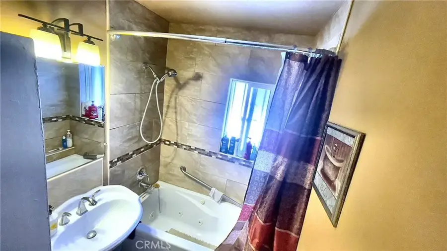 2453 Easy, Long Beach, CA 90810 - #3