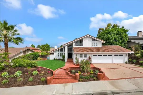 2121 E Vista Mesa Way, Orange, CA 92867