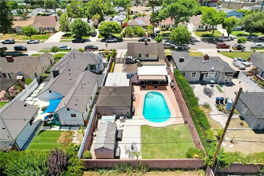 124 S Beachwood, Burbank, CA 91506 - #2