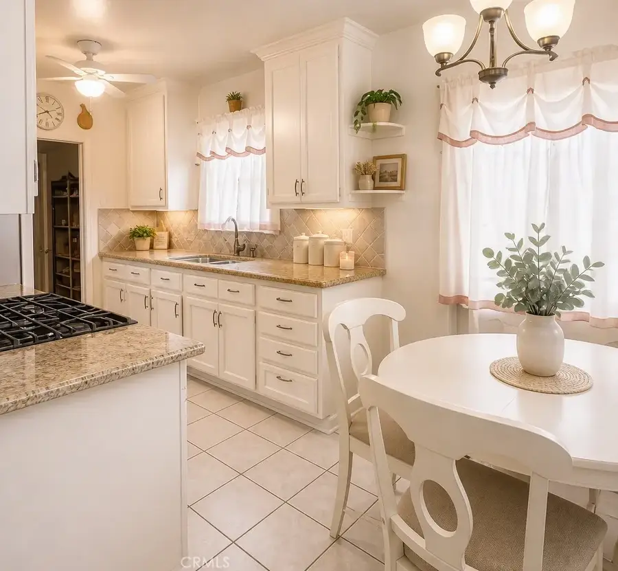 11927 Haas, Hawthorne, CA 90250 - #2