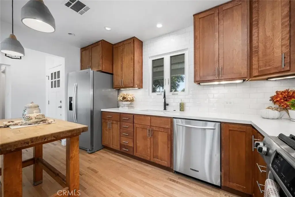 2552 Vuelta Grande, Long Beach, CA 90815 - #1