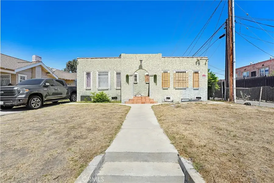 1017 W 46th, Los Angeles, CA 90037 - #2
