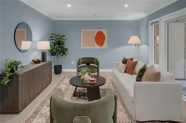 12141 Centralia #108, Lakewood, CA 90715