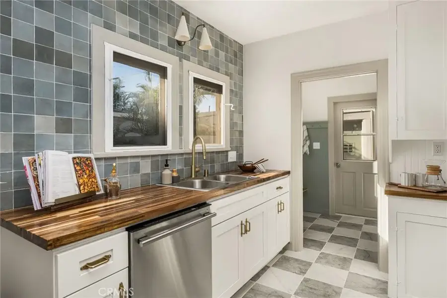 177 Buena Vista, Fullerton, CA 92833 - #2