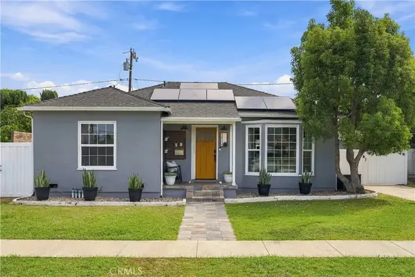 3412 N Greenbrier, Long Beach, CA 90808