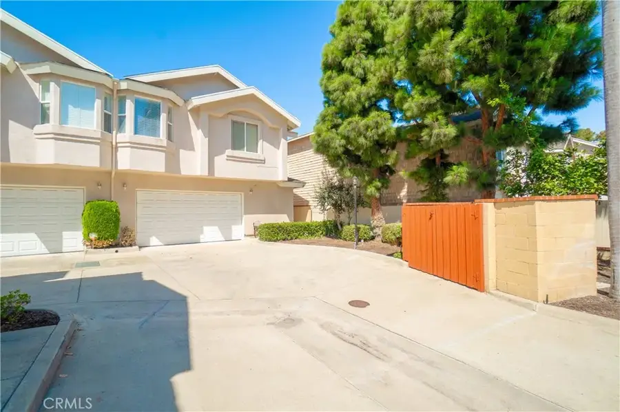 2239 Pacific Avenue #C, Costa Mesa, CA 92627 - #3