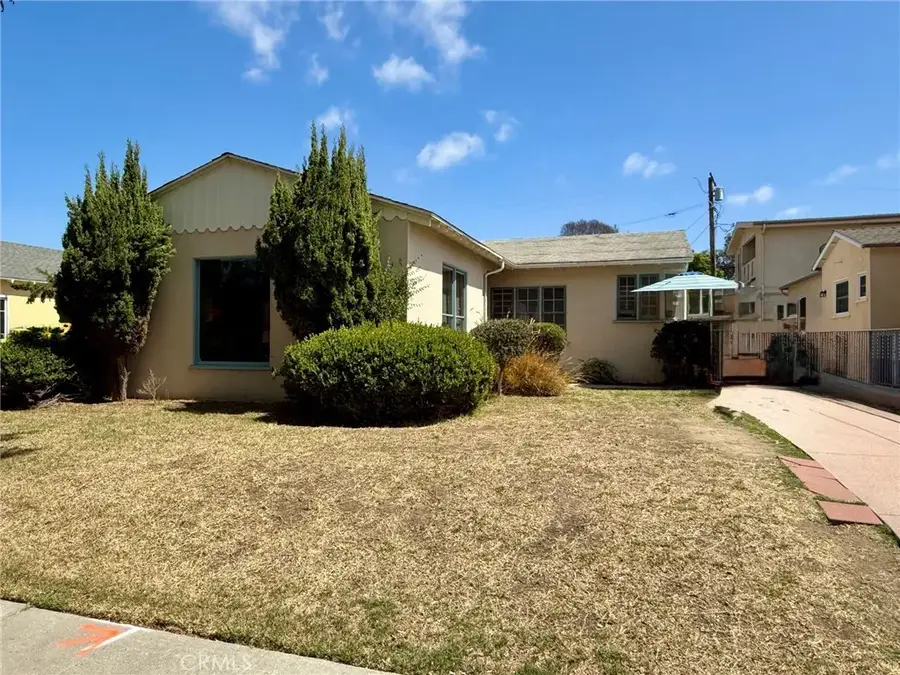 3246 Cerritos, Signal Hill, CA 90755 - #3
