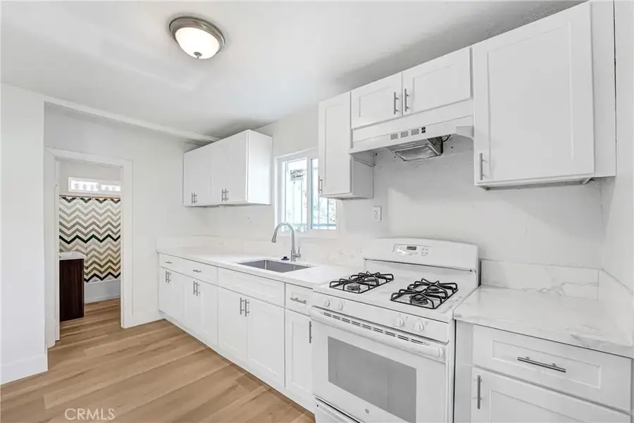 715 E 87th Place, Los Angeles, CA 90002 - #2