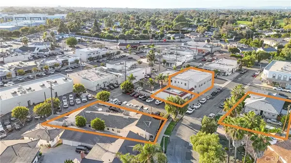 4420-4408 E Greenmeadow, Long Beach, CA 90808
