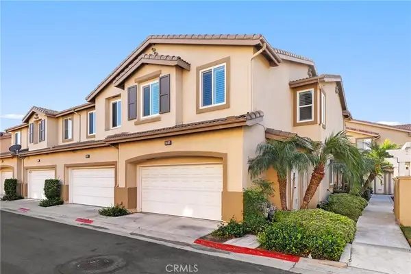 470 N Londonderry Lane #A, Orange, CA 92869