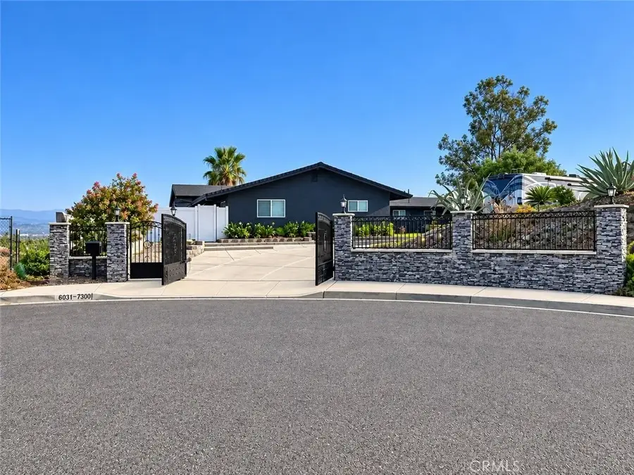 6031 Vista Del Aguila, Riverside, CA 92509 - #2