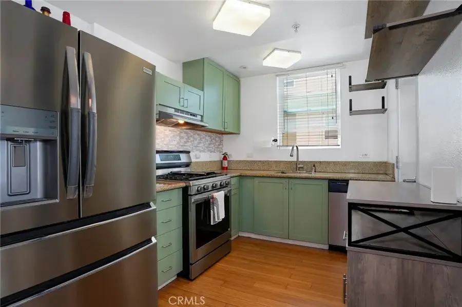 302 E 19th #3, Long Beach, CA 90806 - #2
