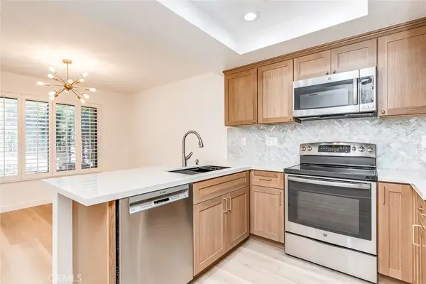 933 Creekside Drive #126, Fullerton, CA 92833