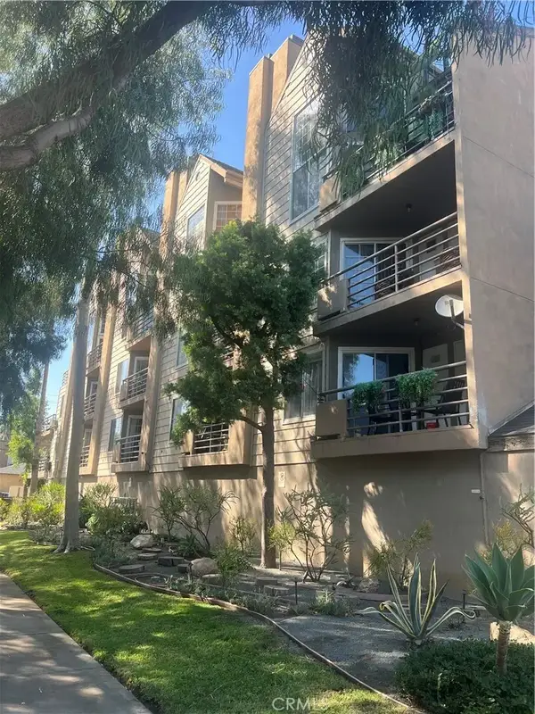 707 W 4th #7, Long Beach, CA 90802