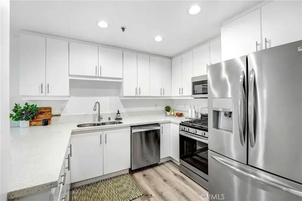 335 S Sierra Madre #203B, Pasadena, CA 91107 - #1