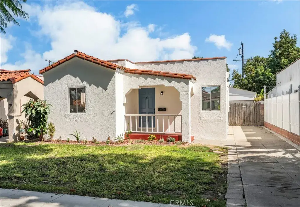 2672 Adriatic Avenue, Long Beach, CA 90810 - #1