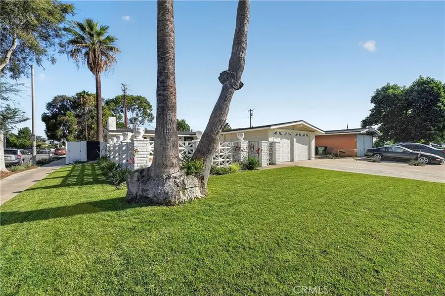 2381 W Transit, Anaheim, CA 92804 - #2