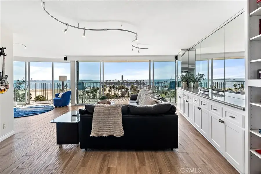 700 E Ocean Boulevard #1206, Long Beach, CA 90802 - #2