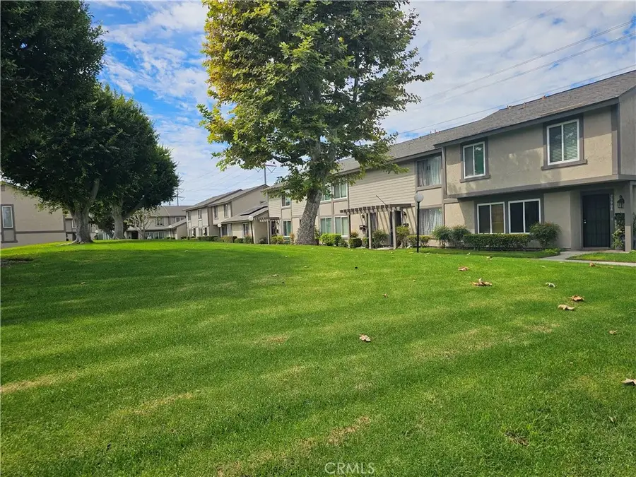 2990 Bradford #D, Santa Ana, CA 92707 - #2