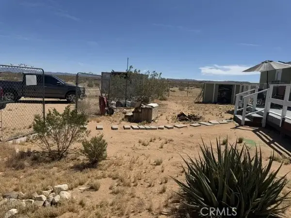 60607 Stearman, Landers, CA 92285
